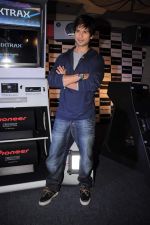 Shahid Kapoor promotes Pioneer Mixtrax in J W Marriott on 23rd Jan 2012 (18).JPG