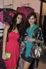 Nishka Lulla at the launch of La Senza store in Pheonix, Kurla, Mumbai on 24th Jan 2012 (14).JPG
