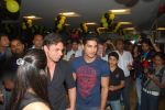 Sohail Khan, Prateik Babbar at Gold Gym calendar launch in Bandra, Mumbai on 24th Jan 2012 (18).JPG