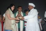 Anna Hazare at the Special screening of Gali Gali Chor Hai held for Anna Hazare in Mumbai on 25th Jan 2012 (69).JPG