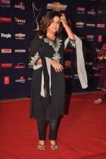 Farah Khan at the 7th Chevrolet Apsara Awards 2012 Red Carpet in Yashraj Studio, Mumbai on 25th Jan 2012 (14).JPG