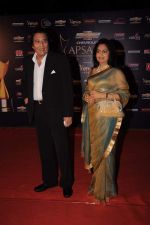 Vinod Khanna at the 7th Chevrolet Apsara Awards 2012 Red Carpet in Yashraj Studio, Mumbai on 25th Jan 2012 (219).JPG