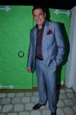 Boman Irani at the launch of ZYNG calendar in Olive on 26th Jan 2012 (94).JPG