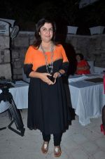 Farah Khan at the launch of ZYNG calendar in Olive on 26th Jan 2012 (99).JPG