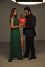 Bipasha Basu and Madhavan snapped at a promotional shoot in Mehboob on 28th Jan 2012 (1).JPG