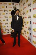 Abhishek Bachchan at 57th Idea Filmfare Awards 2011 on 29th Jan 2012 (86).jpg