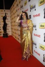 Rekha at 57th Idea Filmfare Awards 2011 on 29th Jan 2012 (117).jpg