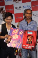 Tusshar Kapoor at Dirty picture DVD launch on 30th Jan 2012 (14).JPG