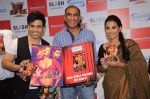Vidya Balan, Tusshar Kapoor at Dirty picture DVD launch on 30th Jan 2012 (40).JPG