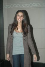 Nargis Fakri snapped at international airport on 1st Feb 2012 (45).JPG