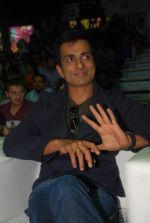 Sonu Sood at Venky_s Mumbai Fighters and Bangkok Elephants match in Inorbit Mall, Mumbai on 3rd Feb 2012 (7).JPG