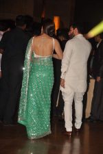 Kareena Kapoor, Saif Ali Khan, Randhir Kapoor at Genelia D_Souza and Ritesh Deshmukh wedding reception in Hotel Grand Hyatt, Mumbai on 4th Feb 2012 (32).JPG