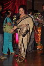 Poonam Sinha at Genelia D_Souza and Ritesh Deshmukh wedding reception in Hotel Grand Hyatt, Mumbai on 4th Feb 2012 (114).JPG