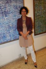 Kiran Rao inaugurates Sangeeta Gupta_s Painting Exhibition in Jehangir, Mumbai on 6th Feb 2012 (36).JPG