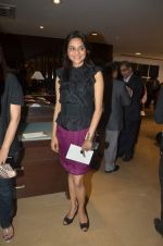 Madhoo Shah at Raymonds new store in Warden Road on 6th Feb 2012 (9).JPG