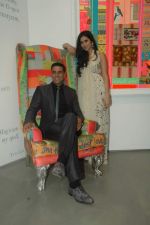 Akshay Kumar at Trishla Jain_s art event in Mumbai on 10th Feb 2012 (144).JPG