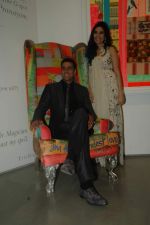 Akshay Kumar at Trishla Jain_s art event in Mumbai on 10th Feb 2012 (145).JPG