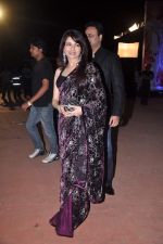 BHagyashree at Stardust Awards red carpet in Mumbai on 10th Feb 2012 (49).JPG