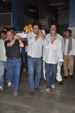 at JP Dutta_s dad funeral in Shivaji Park on 10th Feb 2012 (19).JPG