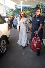 Deepika Padukone return from Varun Dhawan_s Wedding in Goa at Domestic Airport, Mumbai on 12th Feb 2012 (23).JPG