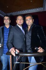 Gulshan Grover at Kamla Pasand Stardust Post party hosted by Shashikant and Navneet Chaurasiya in Enigma on 13th Feb 2012 (95).JPG