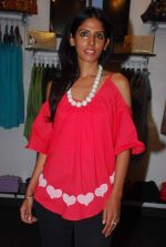 at Golmaal store celebrates Valentine in Lokhandwala, Mumbai on 13th Feb 2012 (31).JPG