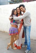 Ritesh Deshmukh, Genelia D_Souza, Geeta Kapoor on the sets of Dance India Dance in Famous on 20th feb 2012 (37).JPG
