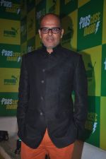 Narendra Kumar Ahmed at Chitrangada Singh bash to announce the brand ambassador for Puma in Olive, mumbai on 21st Feb 2012 (388).JPG