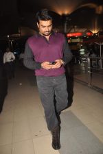 Madhavan returns from Bangalore on 22nd Feb 2012 (5).JPG