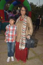 at Manoj Bjapai_s daughter_s birthday bash in The Club on 23rd Feb 2012 (61).JPG
