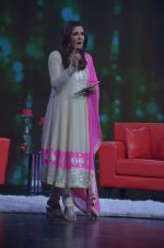 Raveena Tandon on the sets of NDTV Issi Ka Naam Zindagi in Yashraj on 25th Feb 2012 (64).JPG