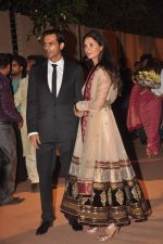 Arjun Rampal, Mehr Rampal at the Honey Bhagnani wedding reception on 28th Feb 2012 (33).JPG