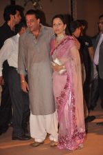 Sanjay Dutt, Manyata Dutt at the Honey Bhagnani wedding reception on 28th Feb 2012 (127).JPG