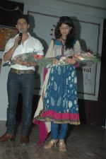 Aishwarya Sakhuja, Ravi Dubey at Craft exhibition in Kaifi Azmi park on 1st March 2012 (23).JPG