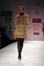 Model walks the ramp for Preeti Chandra, Vineet Bahl at Wills Lifestyle India Fashion Week Autumn Winter 2012 Day 1 on 15th Feb 2012 (79).JPG