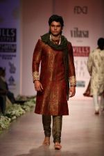 Model walks the ramp for Rocky S at Wills Lifestyle India Fashion Week Autumn Winter 2012 Day 4 on 18th Feb 2012 (58).JPG