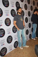Farhan Akhtar at Day 1 of lakme fashion week 2012 in Grand Hyatt, Mumbai on 2nd March 2012 (47).JPG