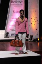 Model walk the ramp for Archana Kocchar and other designer showcase Summer Brides at SRETPC show on 3rd March 2012 (77).JPG