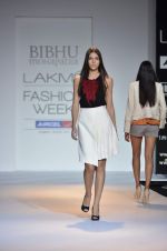 Model walk the ramp for Bhibhu Mohapatra Show at lakme fashion week 2012 Day 2 in Grand Hyatt, Mumbai on 3rd March 2012 (17).JPG