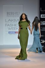 Model walk the ramp for Bhibhu Mohapatra Show at lakme fashion week 2012 Day 2 in Grand Hyatt, Mumbai on 3rd March 2012 (57).JPG