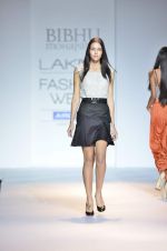 Model walk the ramp for Bhibhu Mohapatra Show at lakme fashion week 2012 Day 2 in Grand Hyatt, Mumbai on 3rd March 2012 (6).JPG
