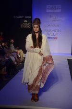 Model walk the ramp for Shruti Sancheti Show at lakme fashion week 2012 Day 3 in Grand Hyatt, Mumbai on 4th March 2012 (102).JPG