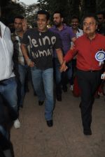 Salman Khan grace childrens NGO event in Andheri, Mumbai on 4th March 2012 (2).JPG