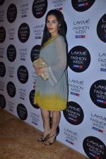 at Anita Dongre Show at lakme fashion week 2012 Day 3 in Grand Hyatt, Mumbai on 4th March 2012 (168).JPG