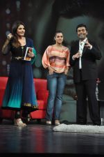 Raveena Tandon, Kajol, Karan Johar on the sets of NDTV show with Raveena in Yashraj on 7th March 2012 (57).JPG