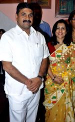 sachin ahir & madhushree at Hiramanek Awards in Mumbai on 6th March 2012.jpg