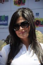 Zarine Khan at Zoom Holi celebrations in Mumbai on 8th March 2012 (11).JPG