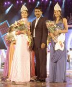 Ms. Nikita Sharma (Winner of Indian Princess), Org. Mr. Sunil Rane & Ms. Serina Kalapersad (Winner of Indian Princess Internati at Indian Princess International � 2012 on 9th March 2012.jpg
