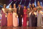 __Indian Princess__ Winner with Org. Sunil Rane & Mrs. Rane at Indian Princess International- 2012 on 9th March 2012-1 (2).jpg