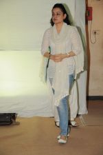 at Joy Mukherjee prayer meeting in Mumbai on 12th March 2012 (23).JPG